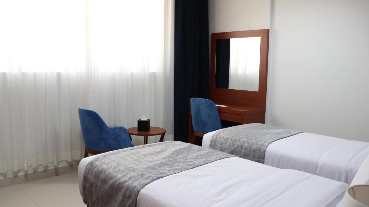 Al Riyadh Hotel Apartments Abu Dabi Exterior foto