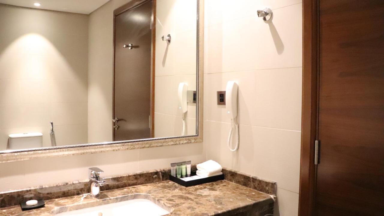 Al Riyadh Hotel Apartments Abu Dabi Exterior foto