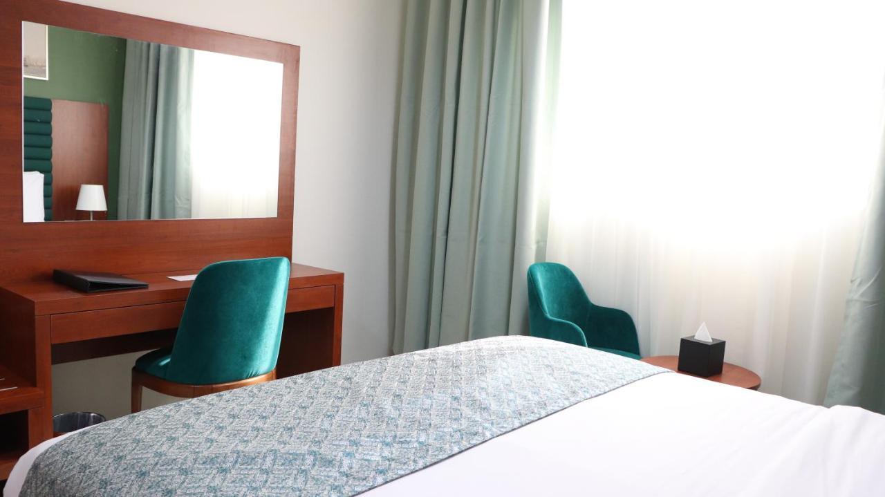 Al Riyadh Hotel Apartments Abu Dabi Exterior foto