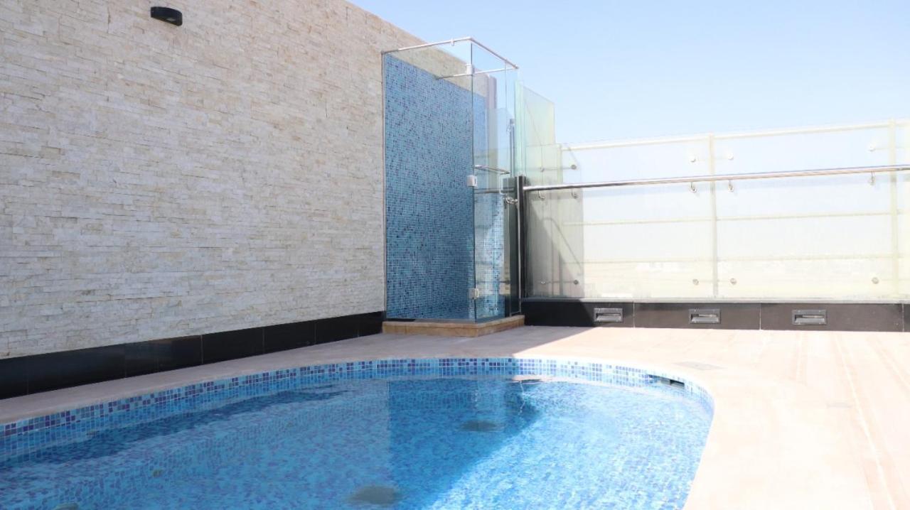 Al Riyadh Hotel Apartments Abu Dabi Exterior foto